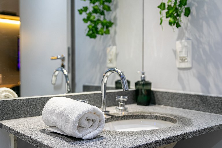 Studio TOP - Cama Queen + Vaga, Piscina e Rooftop