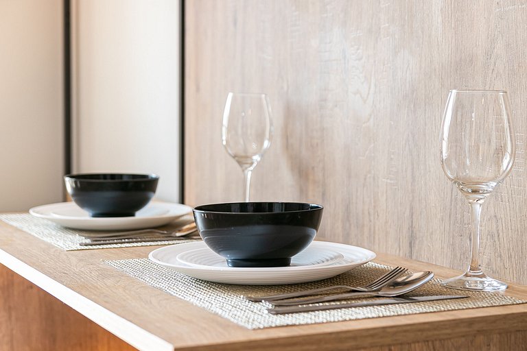 Studio imbatível - Metrô e Vaga de garagem!