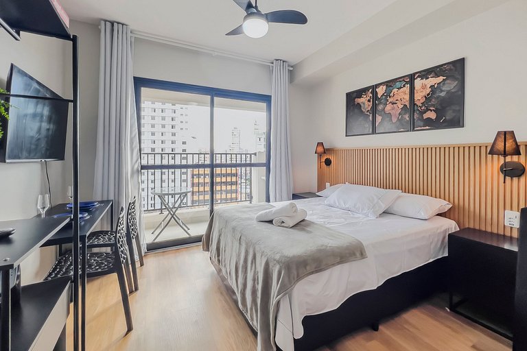 Studio Charmoso + Piscina e Metrô