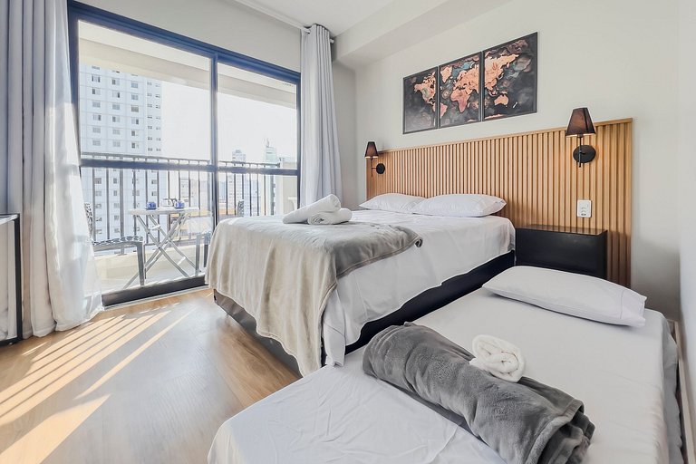 Studio com Piscina e Coworking - Frente ao metrô