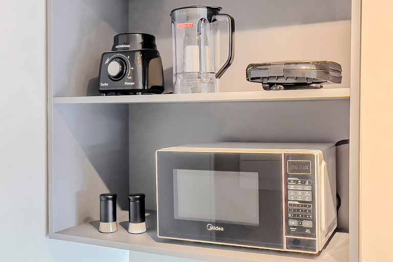 Studio Charmoso + Piscina e Metrô