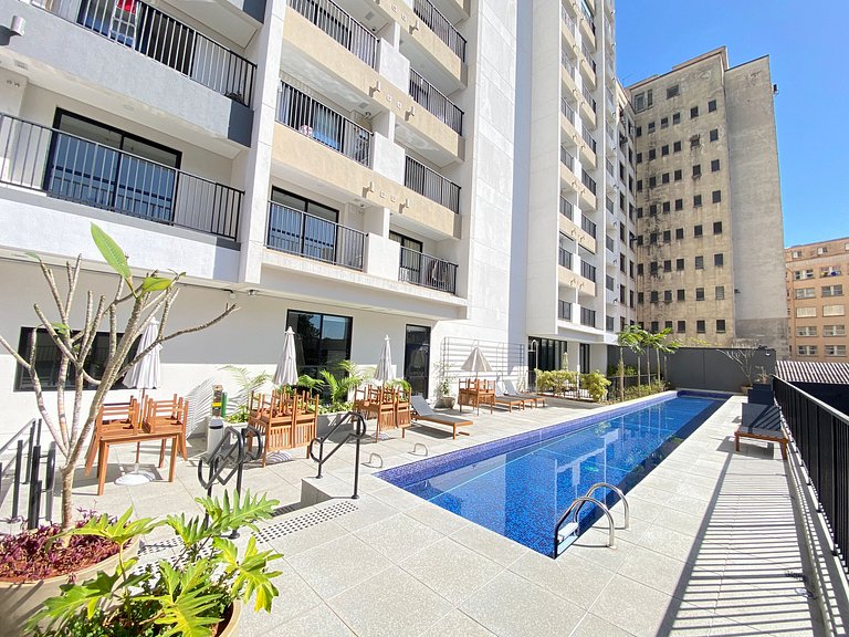 Studio com Piscina e Coworking - Frente ao metrô
