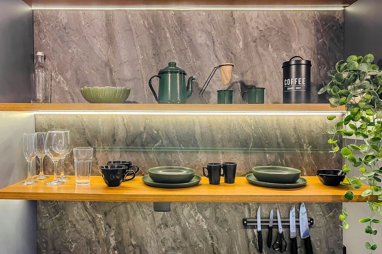 Apê Completo + Vaga, AC, Piscina, Maq. Lava e Seca