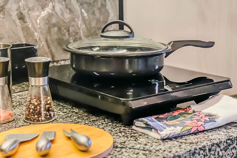 Apê Completo + Vaga, AC, Piscina, Maq. Lava e Seca