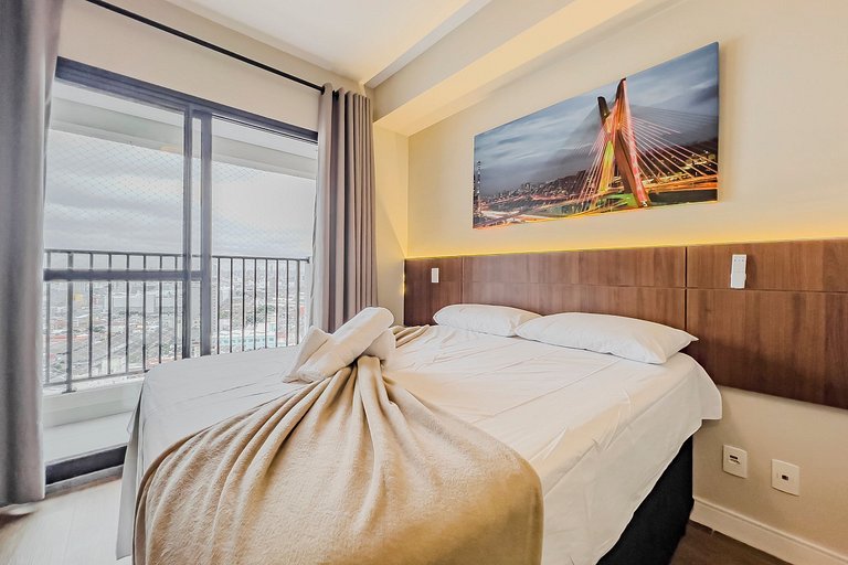 Studio com Vista Incrível + Vaga, AC e Piscina