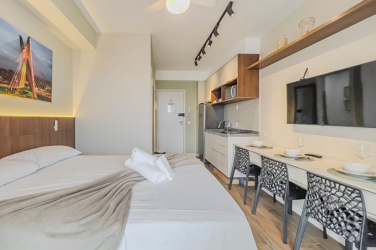 Studio com Vista Incrível + AC e Piscina