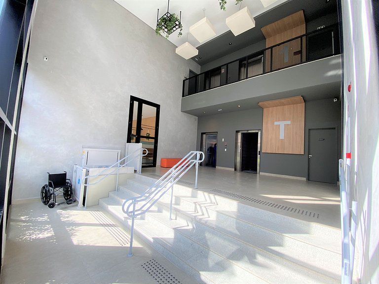 Studio 20ºandar + Ar Condicionado, Piscina e Metrô