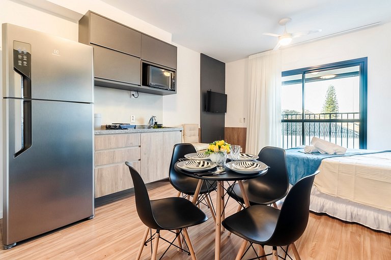Studio p/ 4 pessoas + Vaga, Piscina e Rooftop!