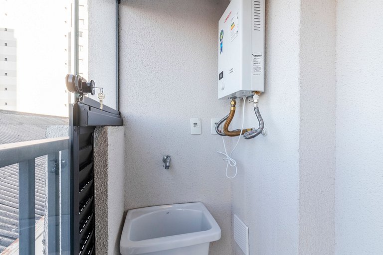 Studio p/ 4 pessoas + Piscina e Rooftop!