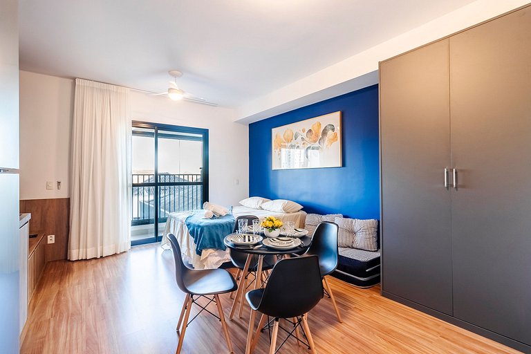 Studio p/ 4 pessoas + Piscina e Rooftop!