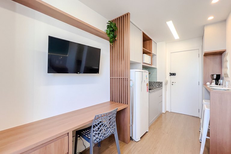 Studio a 2 min. do metrô Brás + Academia e Piscina