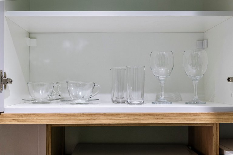 Studio Completo + Frente ao Metrô