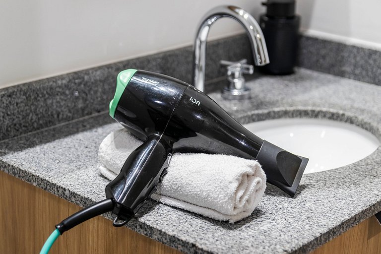 Studio Completo + Frente ao Metrô