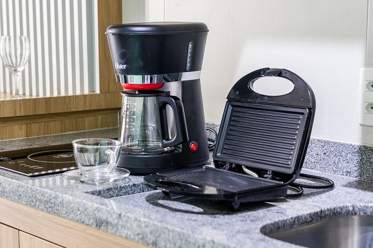 Studio Completo + Frente ao Metrô