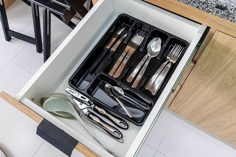 Studio Completo + Frente ao Metrô