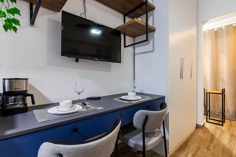 Studio Cama King + Vaga e Piscina!