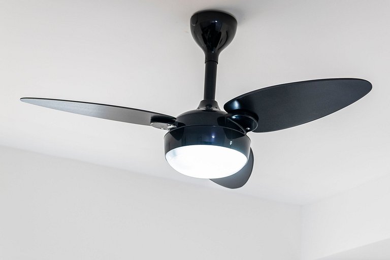 Studio Cama King + Vaga e Piscina!