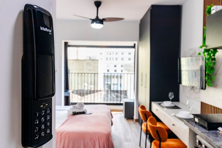 Studio Cama King + Piscina, Rooftop e Metrô