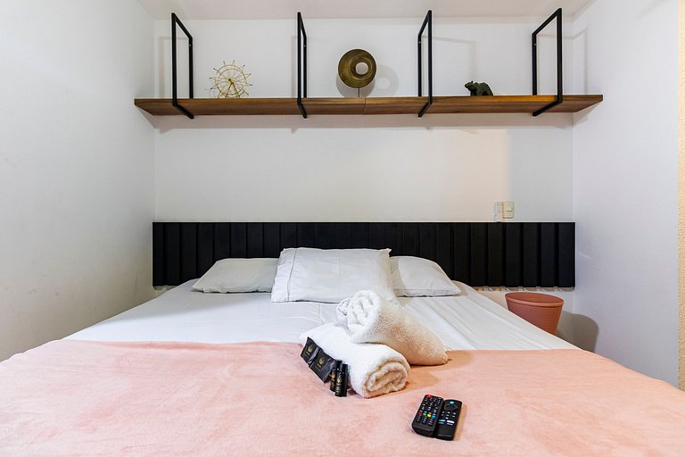 Studio Cama King + Piscina, Rooftop e Metrô