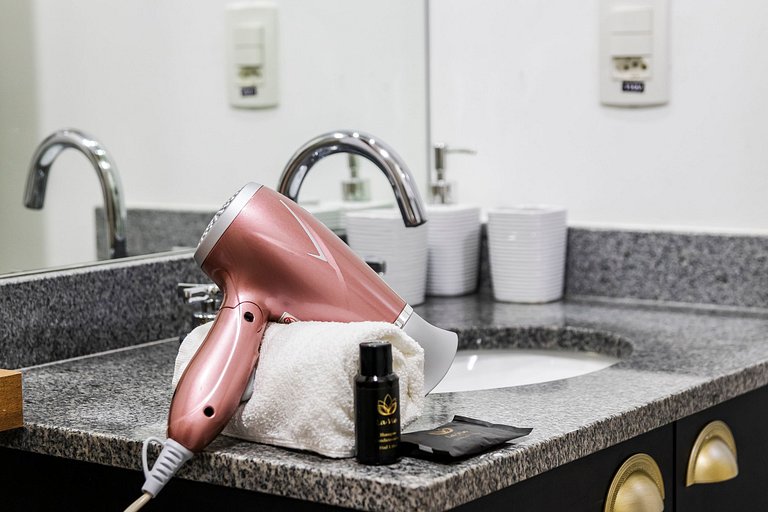 Studio Cama King + Piscina, Rooftop e Metrô