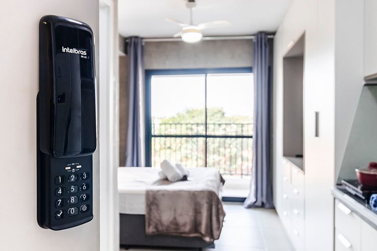 Studio Próx. 25 de Março + Piscina e Rooftop