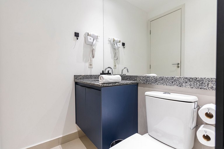 Studio Exclusivo frente ao Metrô + AC