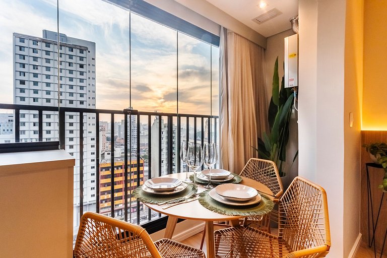 Studio Moderno C/ Vaga, AC, Piscina e Rooftop