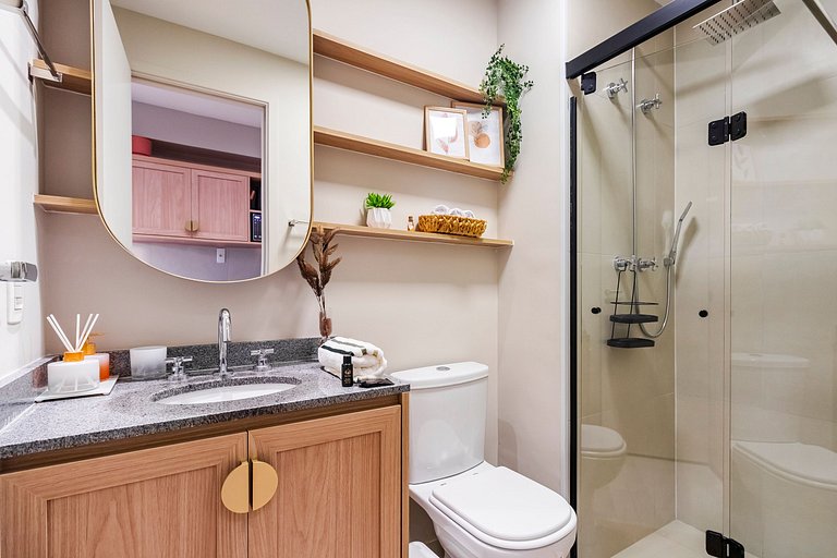 Studio Moderno C/ Vaga, AC, Piscina e Rooftop