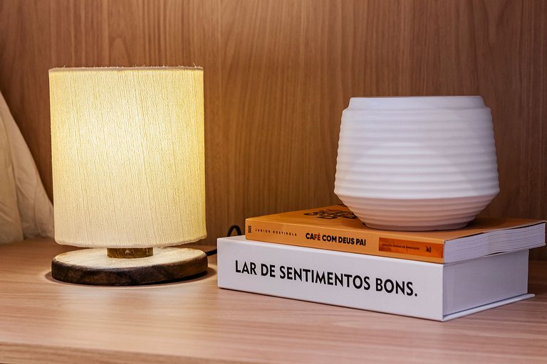 Studio Moderno C/ Vaga, AC, Piscina e Rooftop