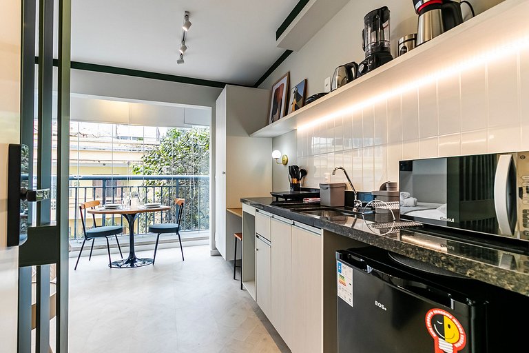 Studio Calmo c/ Vista Verde a 650m da Av. Paulista