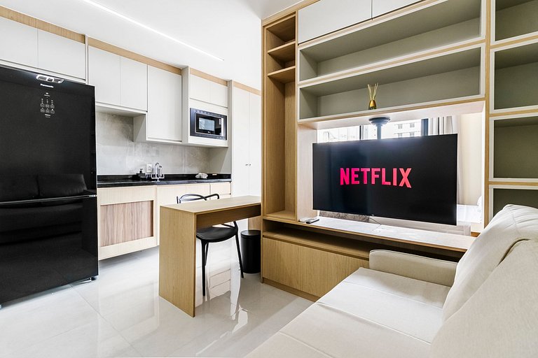 Studio p/ 4 pessoas + Piscina e Coworking