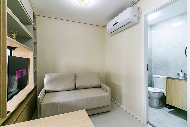 Studio p/ 4 pessoas + Vaga, Piscina e Coworking