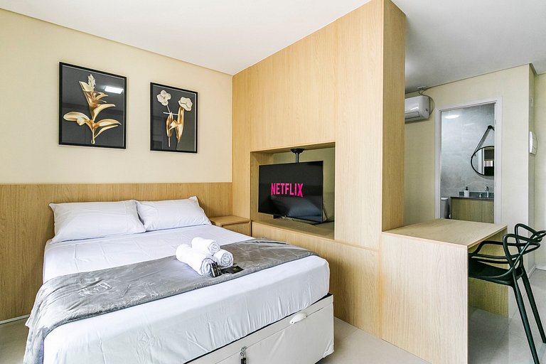 Studio p/ 4 pessoas + Vaga, Piscina e Coworking