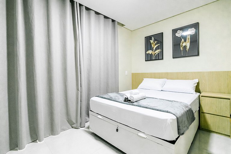 Studio p/ 4 pessoas - Piscina, Coworking e Rooftop
