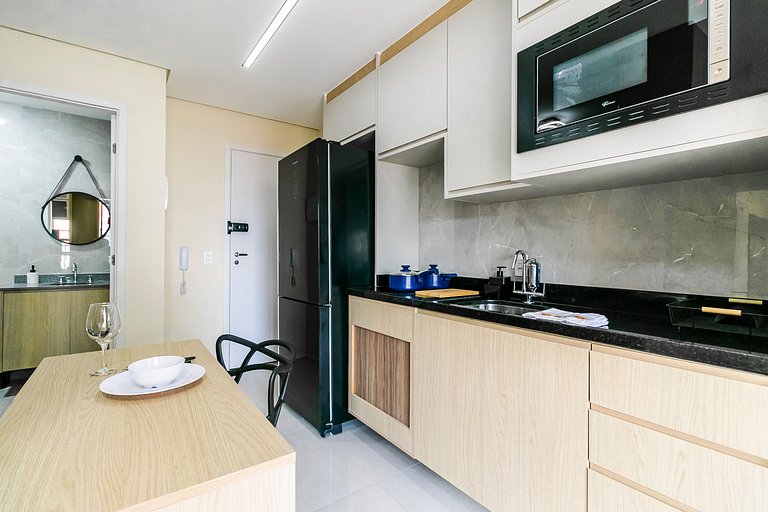 Studio p/ 4 pessoas + Piscina e Coworking