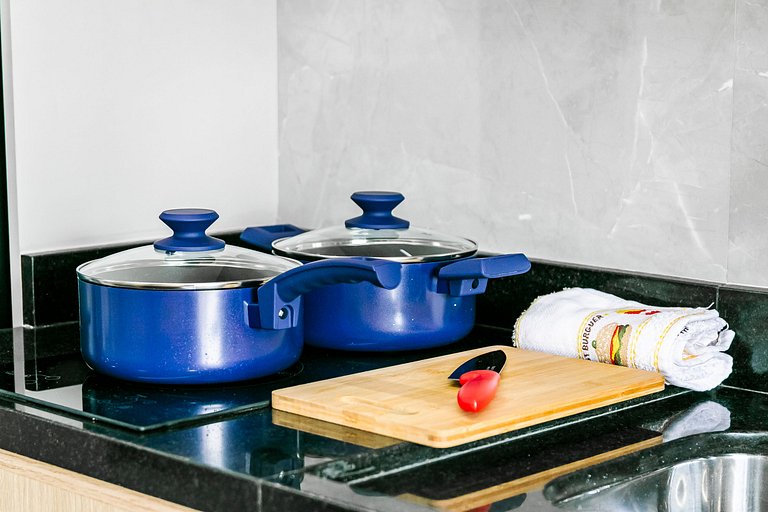 Studio p/ 4 pessoas + Piscina e Coworking