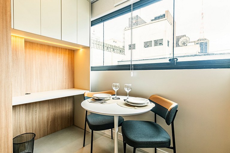 Pamplona no Hype da Paulista - AC, Piscina e Metrô