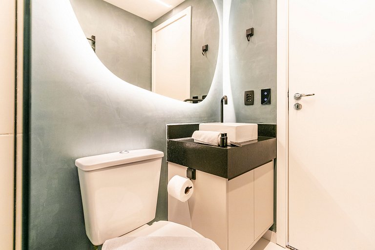 Pamplona no Hype da Paulista - AC, Piscina e Metrô