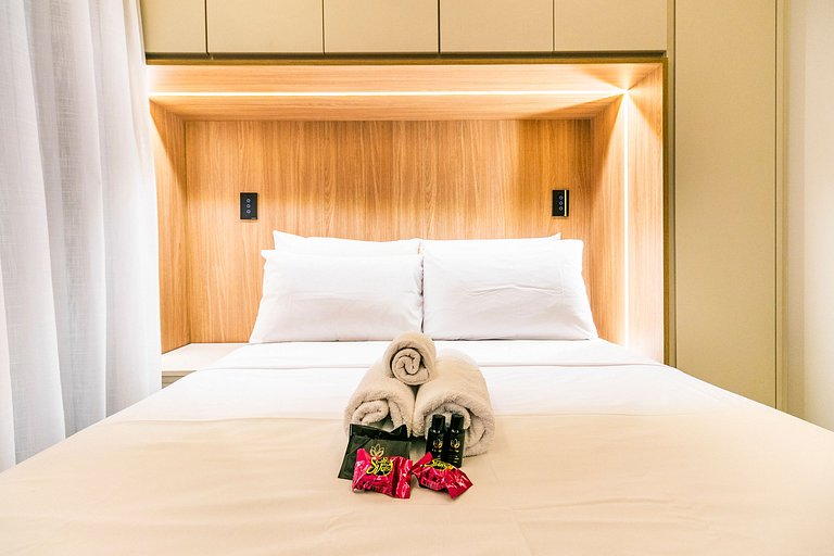 Pamplona no Hype da Paulista - AC, Piscina e Metrô