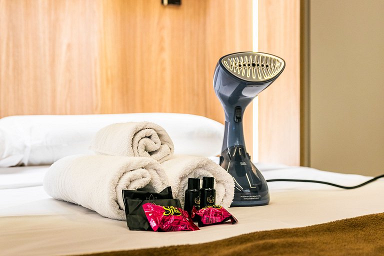 Pamplona no Hype da Paulista - AC, Piscina e Metrô