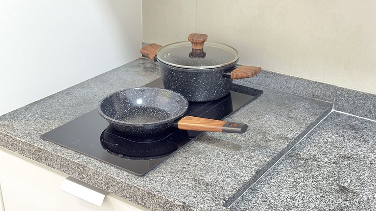 Conforto e Estilo em SP | 2 Camas de Solteiro