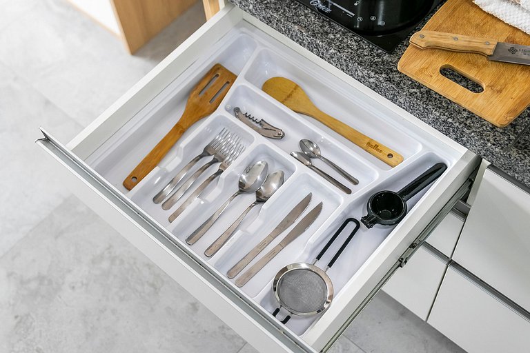 Apê nas "alturas" de SP + Ar Condicionado