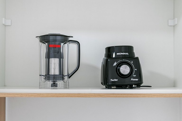 Apê nas "alturas" de SP + Ar Condicionado