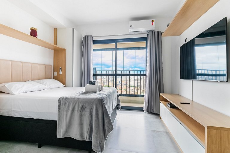 Apê nas "alturas" de SP + Ar Condicionado