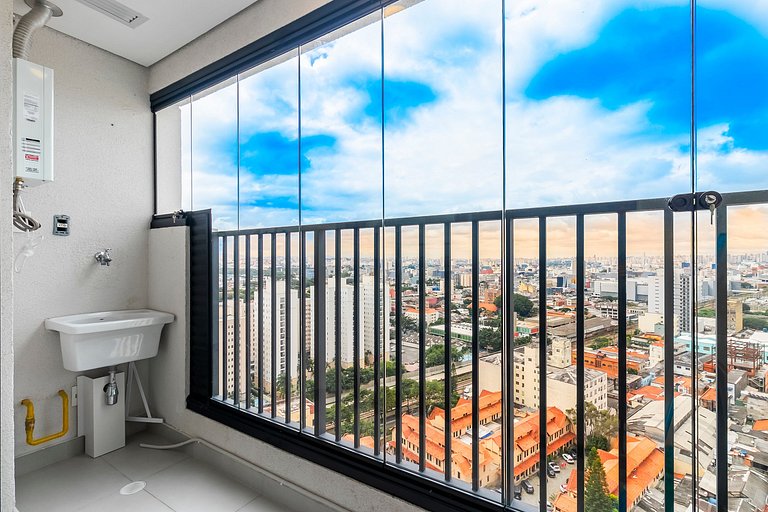 Apê nas "alturas" de SP + Ar Condicionado