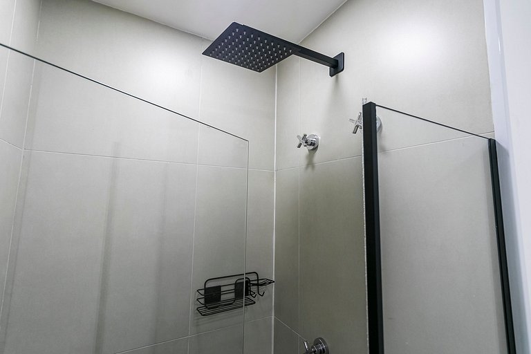 Apê nas "alturas" de SP + Vaga e Ar Condicionado