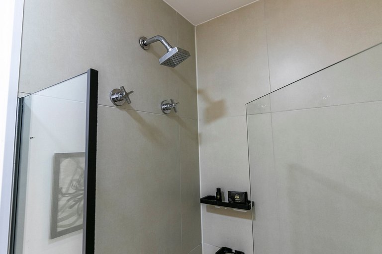 Studio Exclusivo Cama King + Vaga e Piscina!