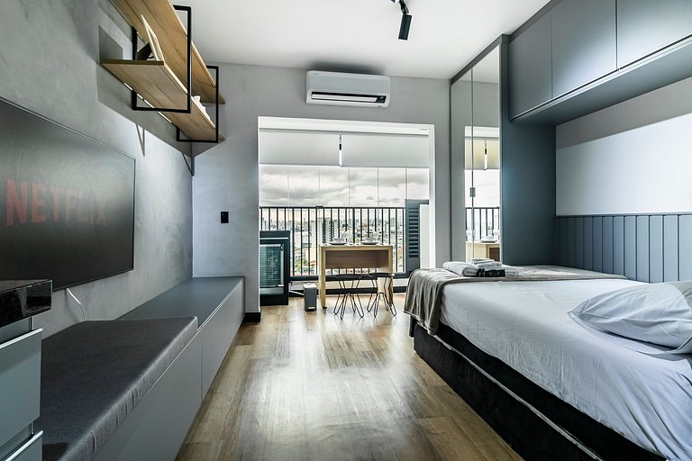Studio Luxo e Vista Incrível + AC, Vaga e Piscina