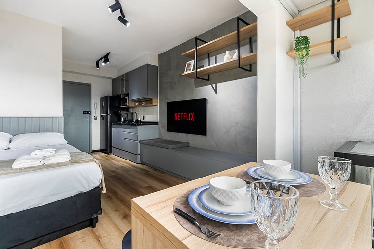 Studio Luxo e Vista Incrível + AC, Vaga e Piscina