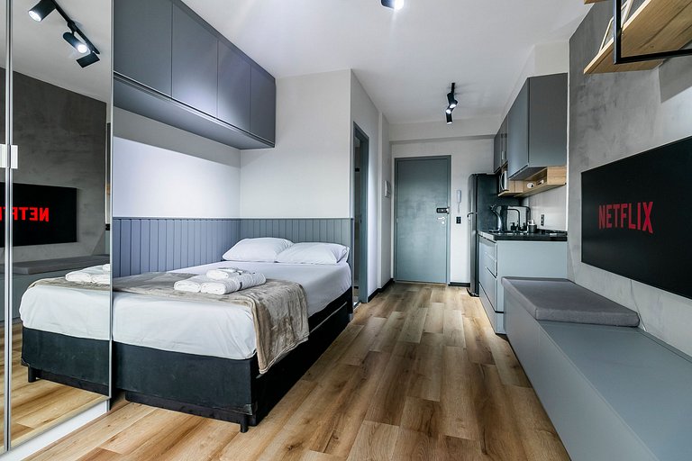 Studio Luxo e Vista Incrível + AC, Vaga e Piscina